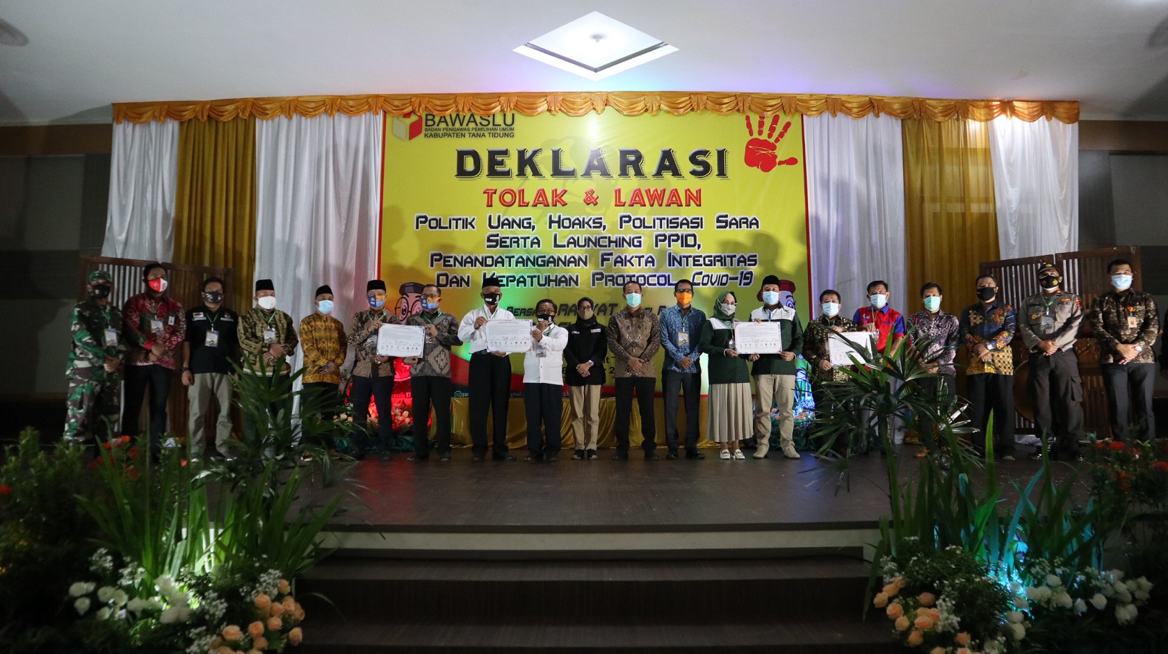 Demi Suksesnya Pilkada 2020, Bawaslu Tana Tidung Gelar Deklarasi Tolak Politik Uang, Politisasi sara serta Launching PPID