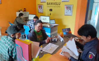 Rekrutmen Panwascam, Hari Terakhir hingga pukul 00.00 Wita
