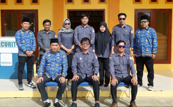 Ketua dan Anggota serta jajaran Sekretariat
